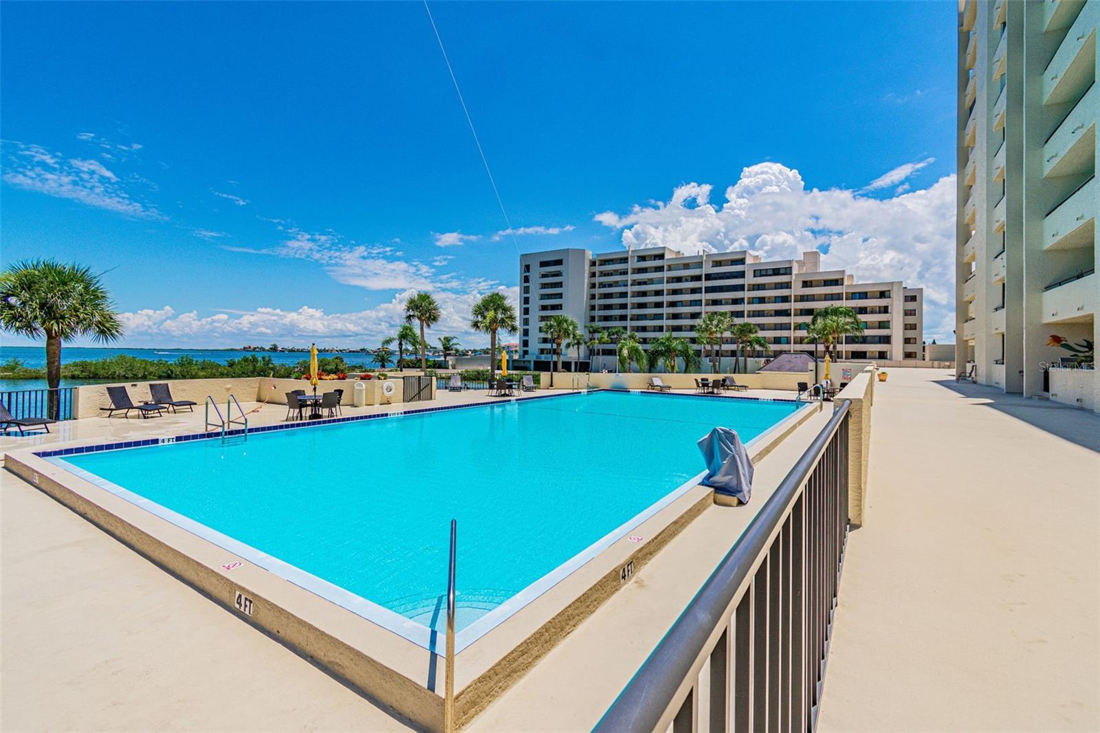 GULF ISLAND BEACH TENNIS - Residential