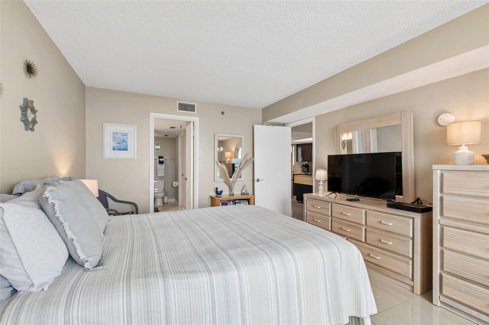 GULF ISLAND BEACH TENNIS - Residential