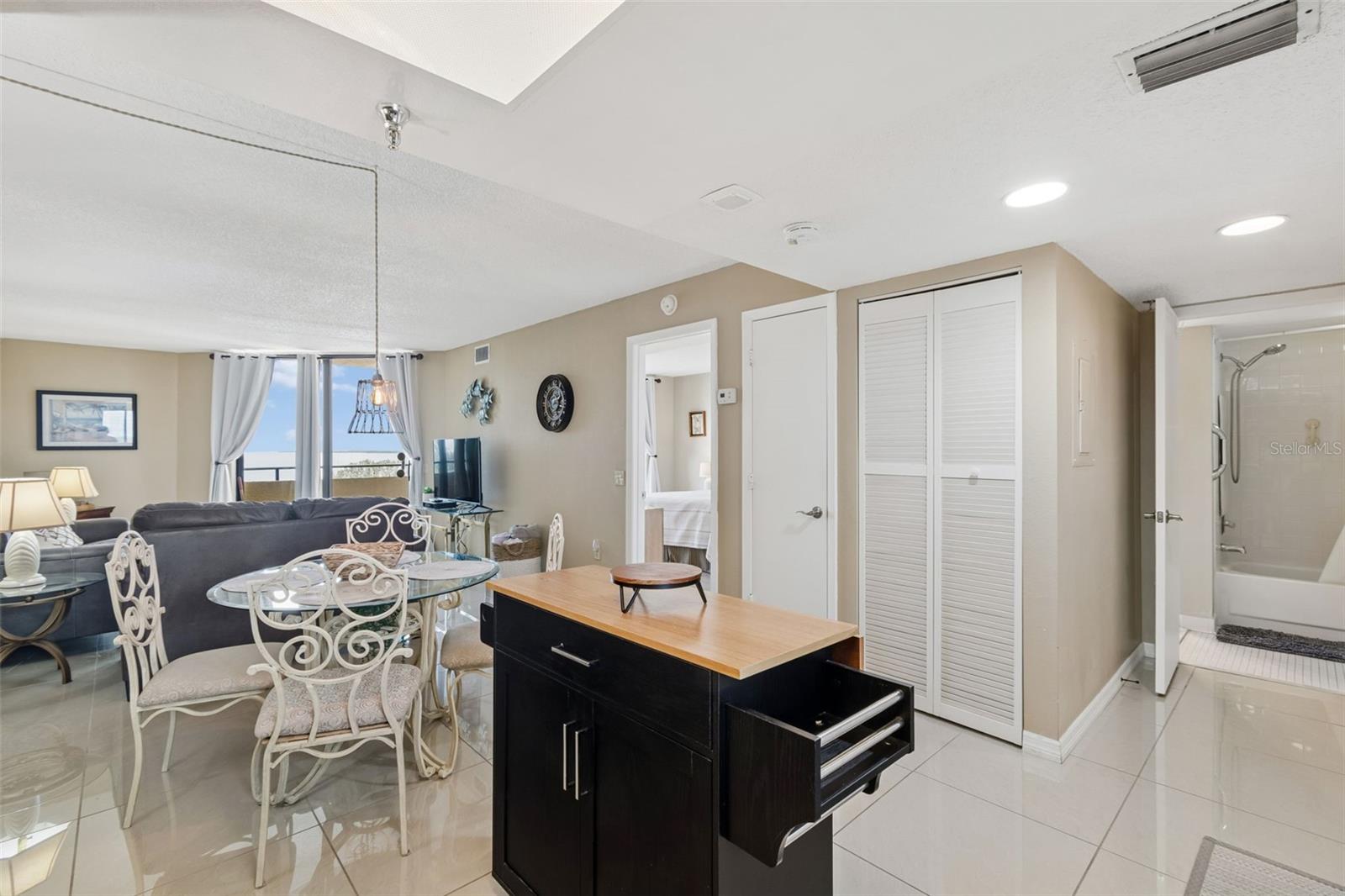 GULF ISLAND BEACH TENNIS - Residential