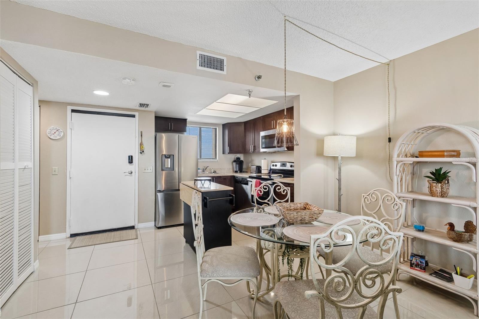 GULF ISLAND BEACH TENNIS - Residential