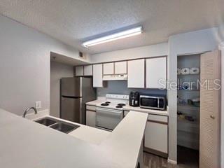VILLAS DEL SOL AT KISSIMMEE CONDO - Residential Lease