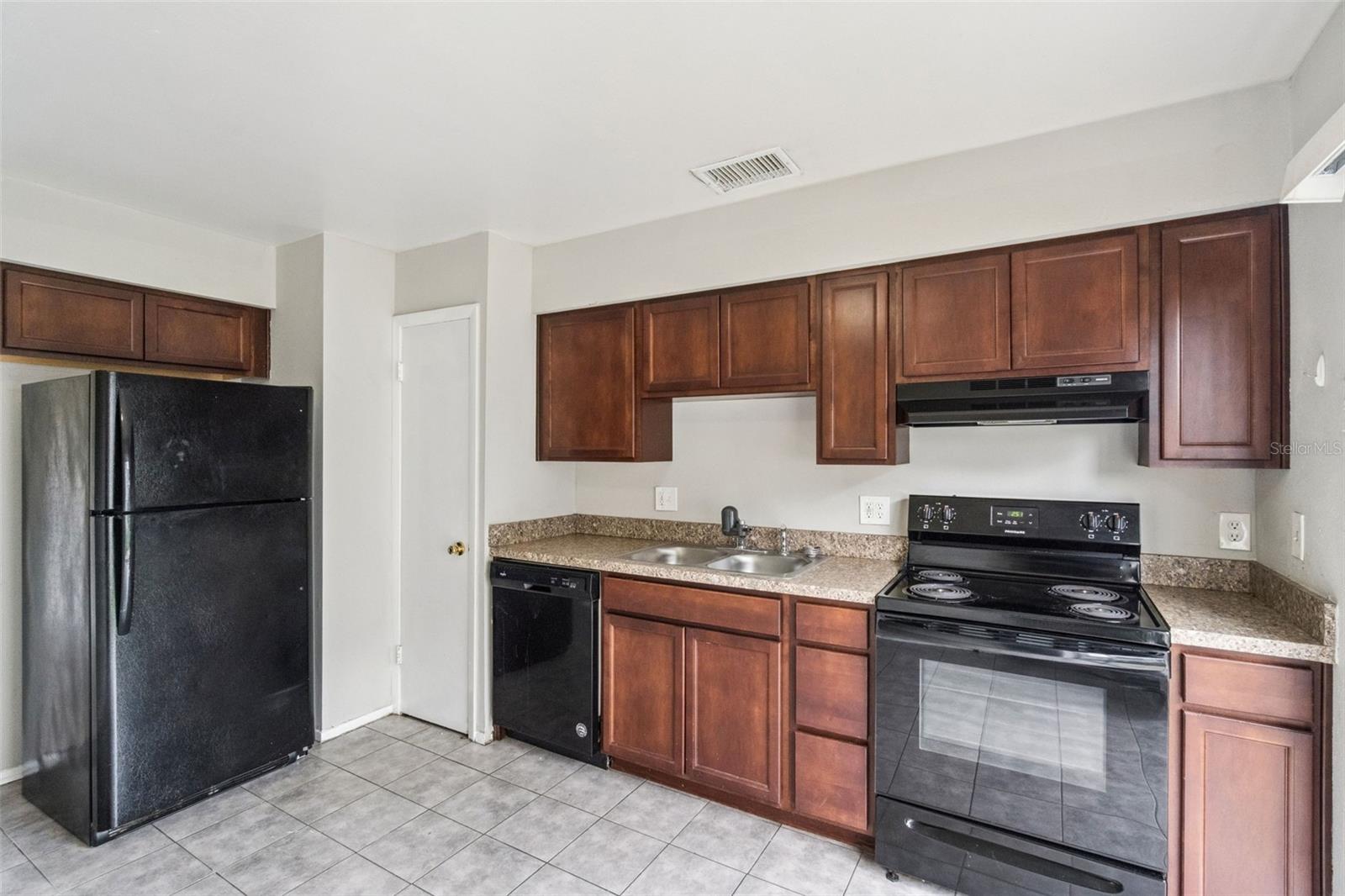 BVL UNIT 1 - Residential