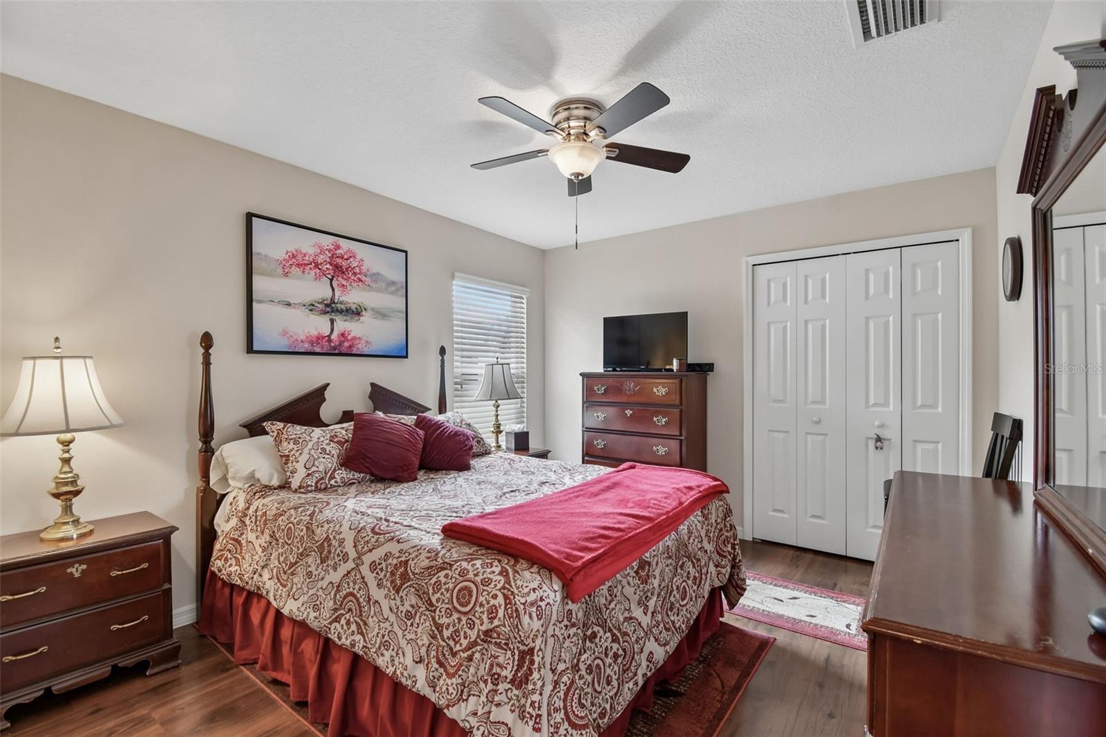 ARLINGTON RIDGE - Residential