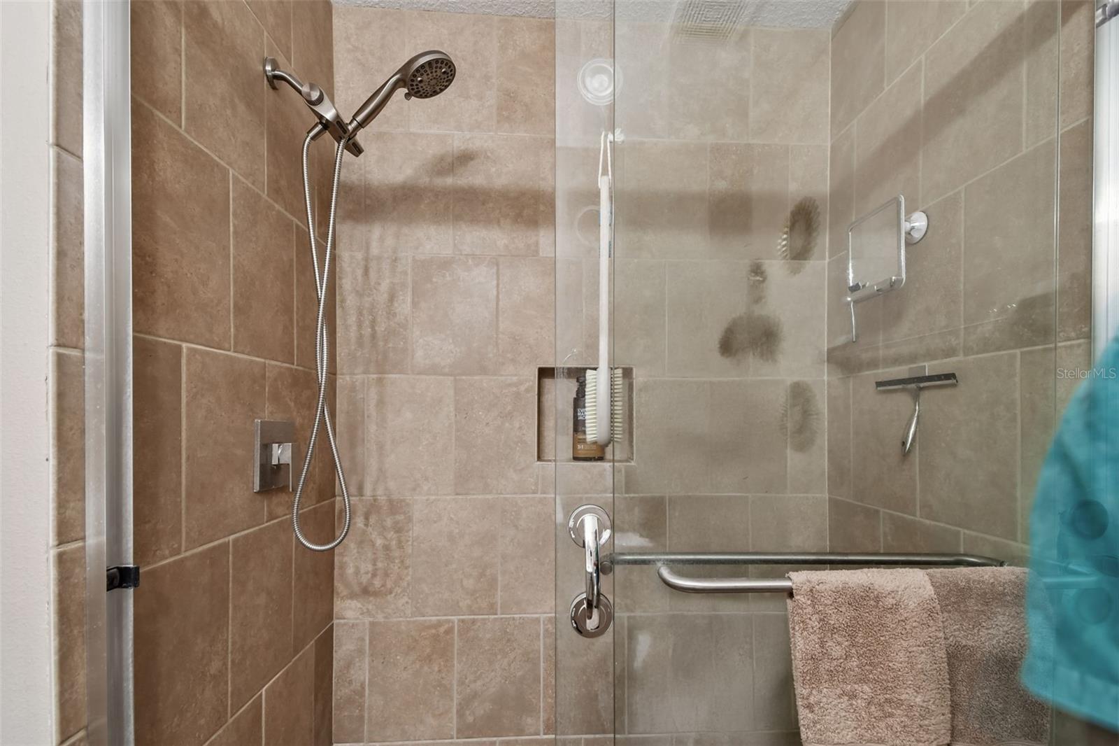 ARLINGTON RIDGE - Residential