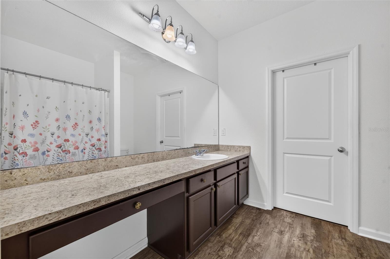 CHERRY LAKE LANDING - Residential