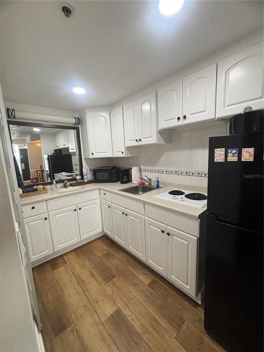 DAYTONA BEACH RESORT & CONFER - Residential