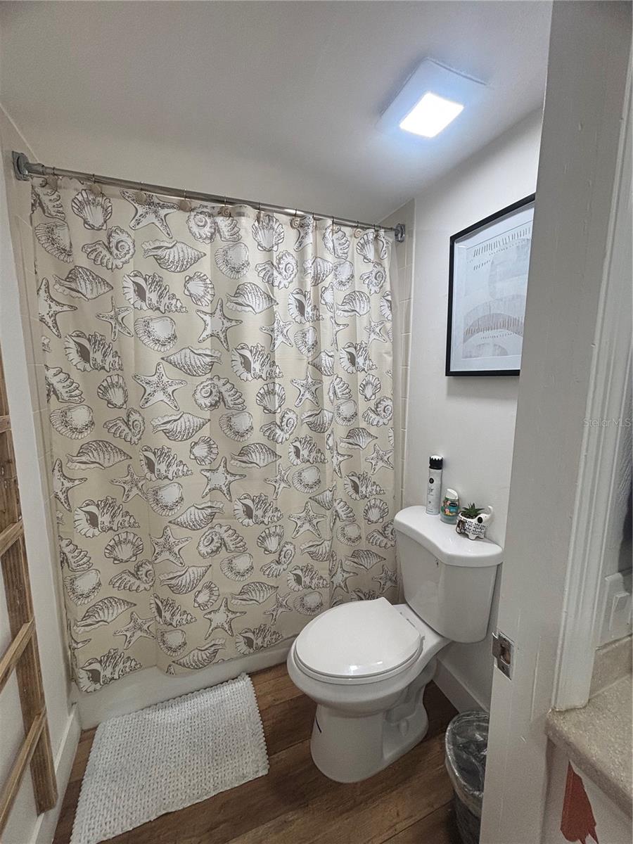 DAYTONA BEACH RESORT & CONFER - Residential