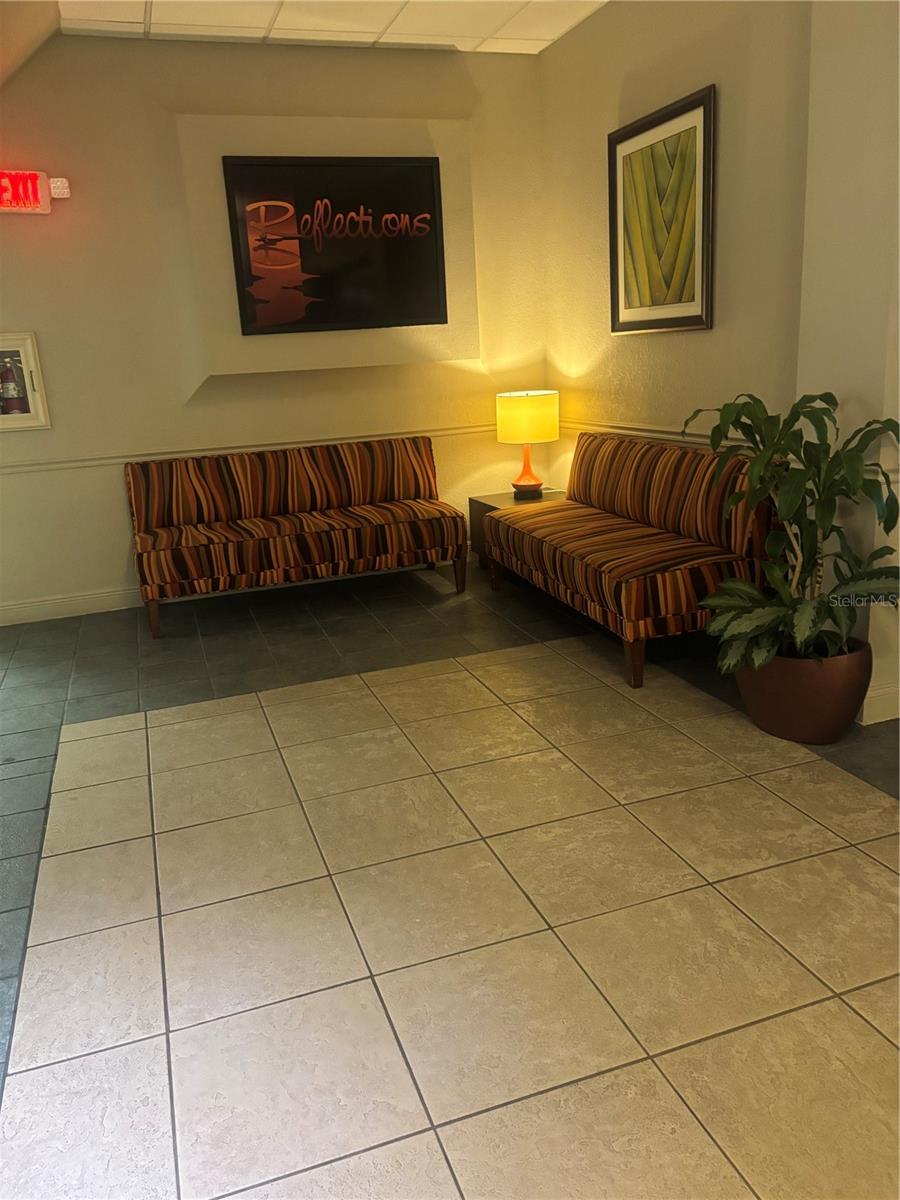 DAYTONA BEACH RESORT & CONFER - Residential