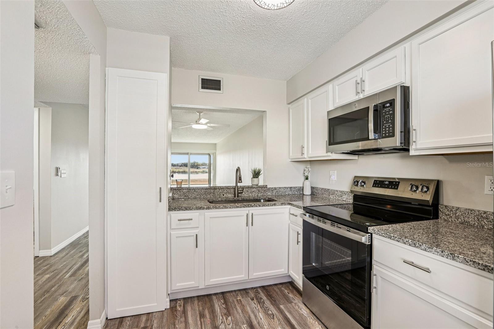 TIMBER OAKS FAIRWAY VILLAS CONDO - Residential