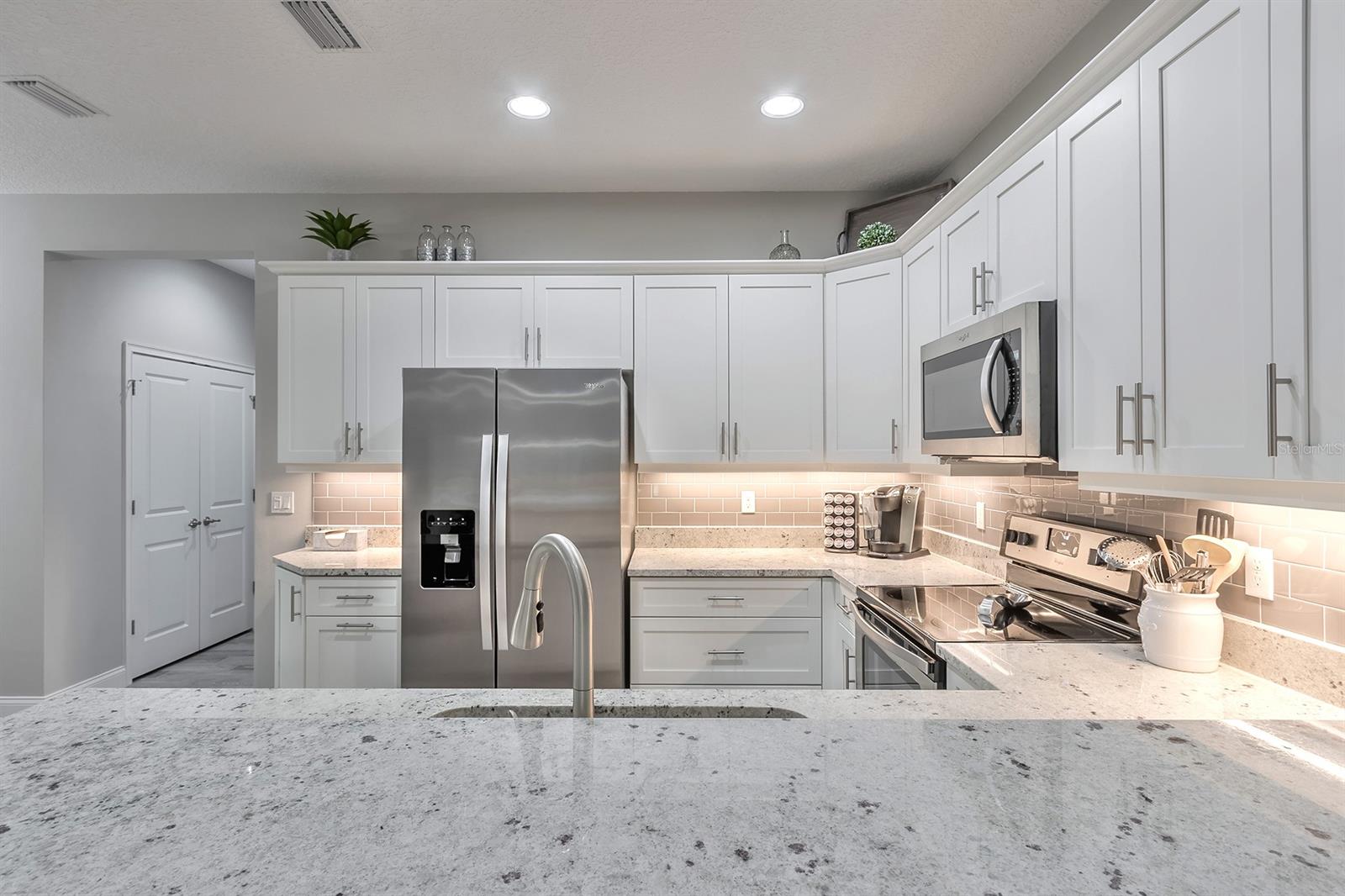 Venetian Bay Ph 1B Un 1 #H - Residential