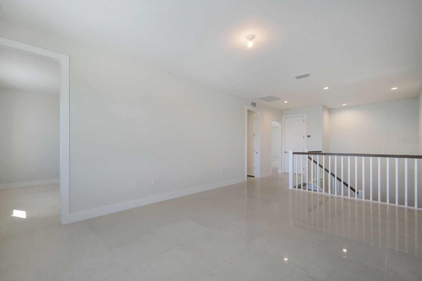 AQUA LAGOON TOWNHOMES - Residential