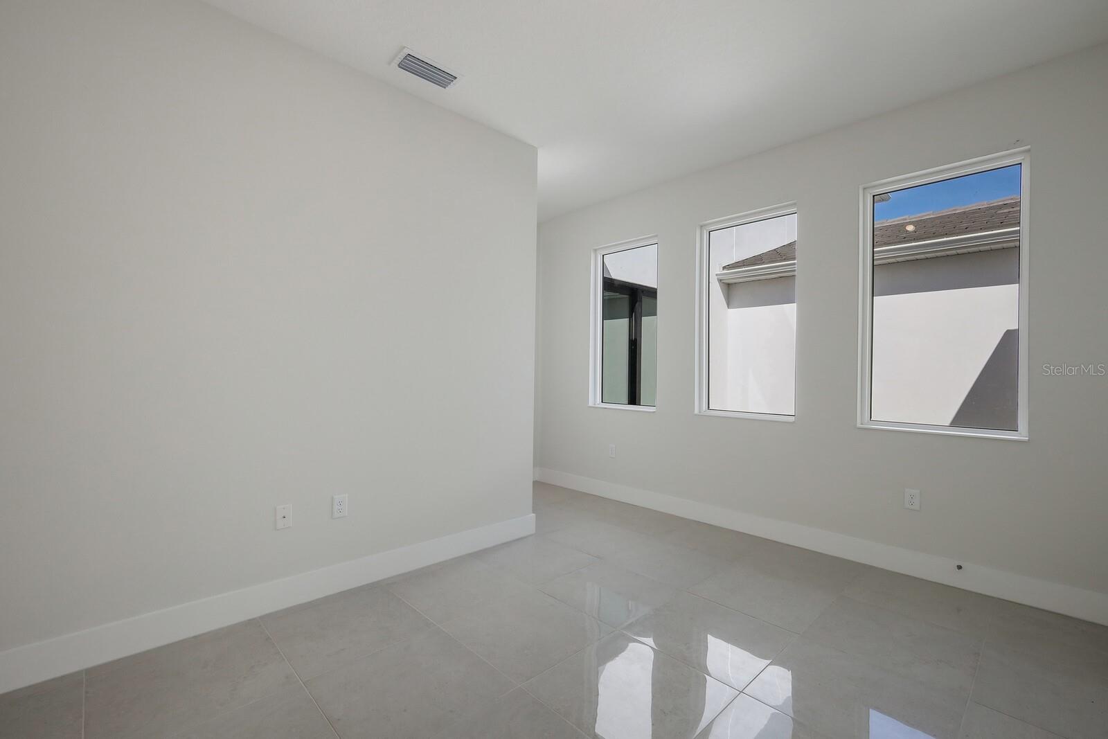 AQUA LAGOON TOWNHOMES - Residential