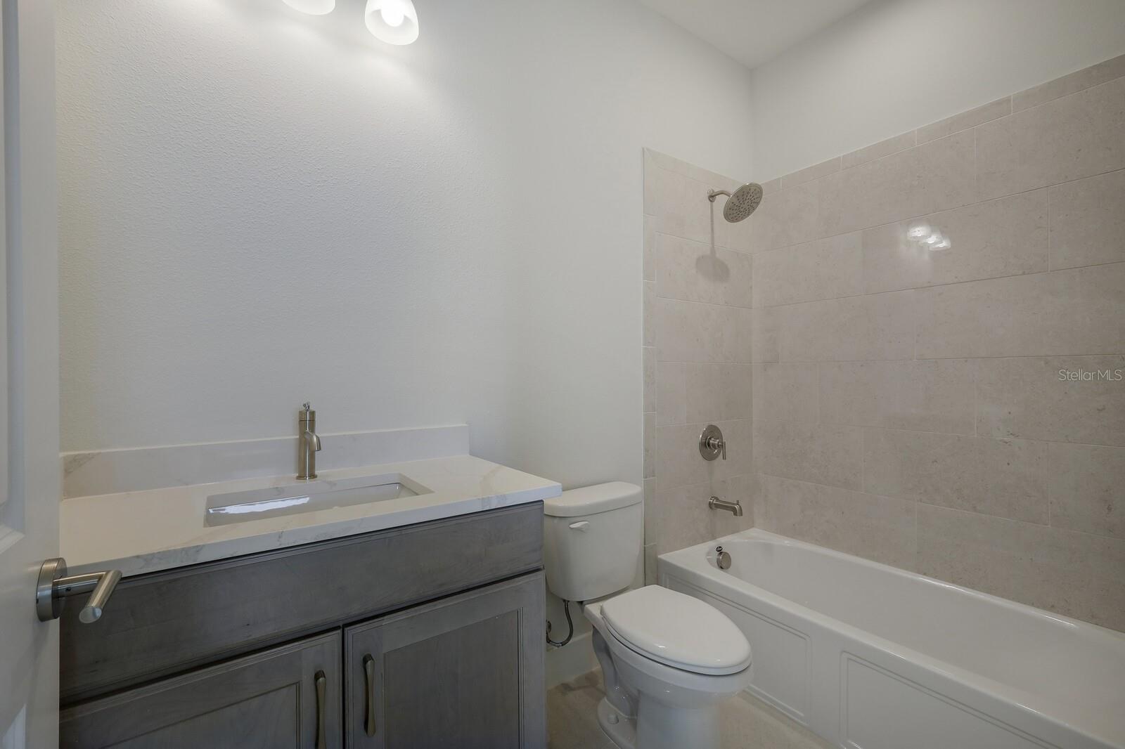 AQUA LAGOON TOWNHOMES - Residential