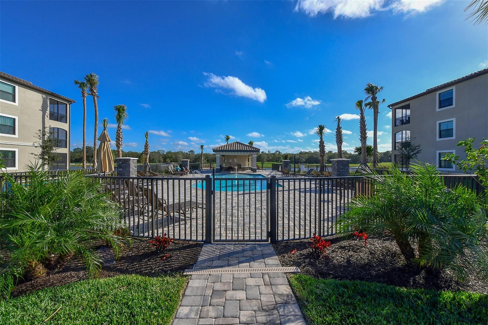 TERRACE I AT LAKEWOOD NATIONAL PH 2 - Residential