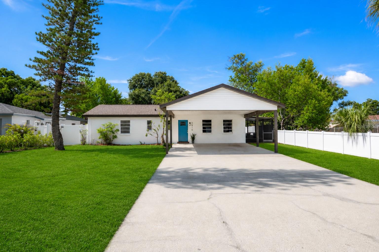 GANDY MANOR - Residential