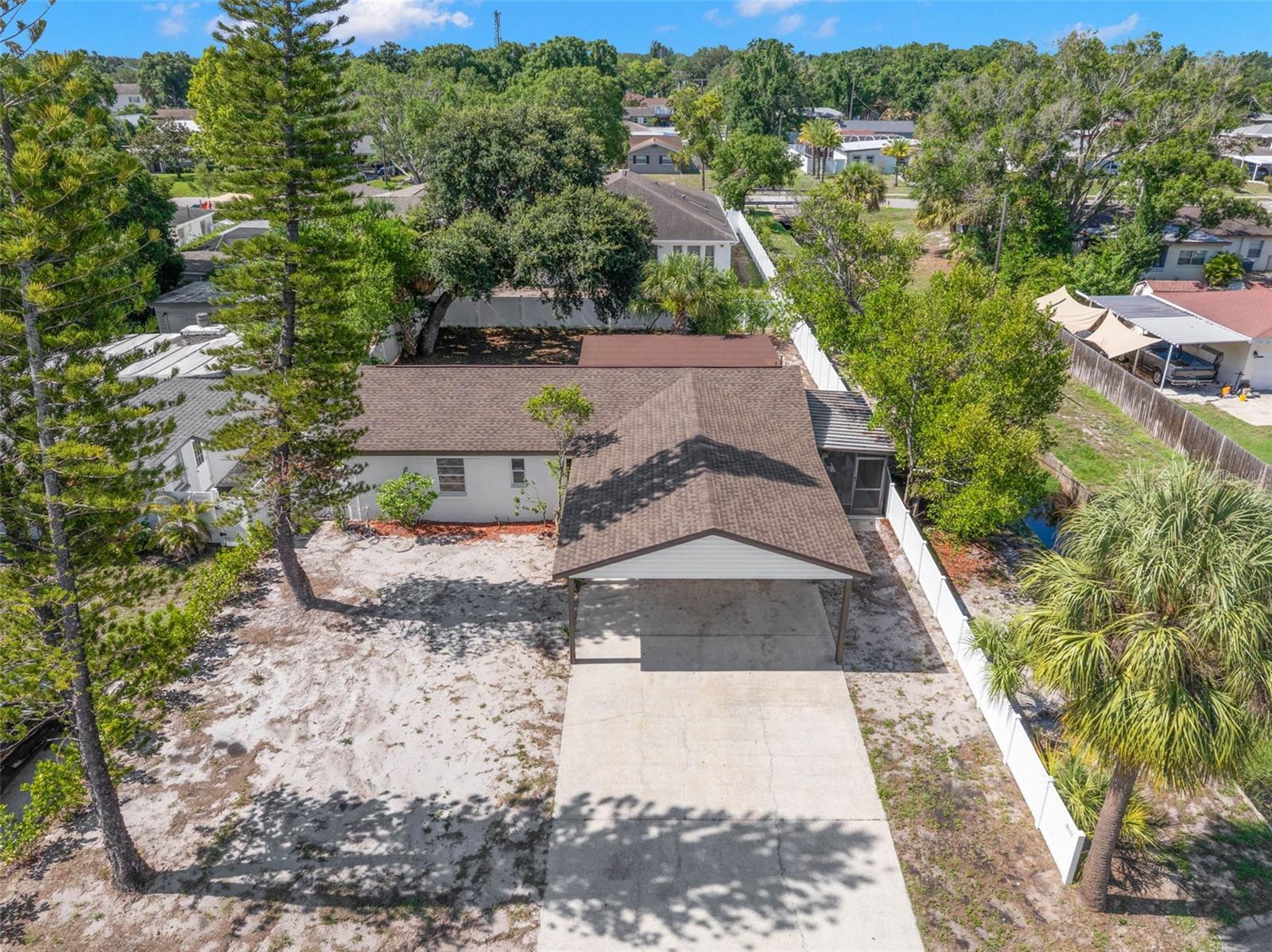 GANDY MANOR - Residential