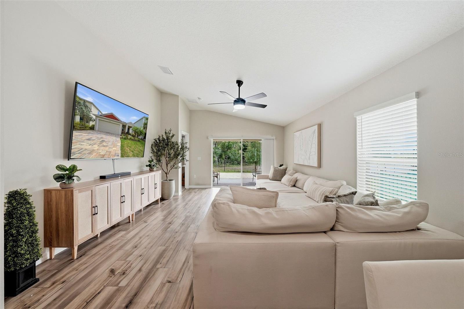 WATERSET WOLF CREEK PHASES A AND D1 LOT 39 BLOCK 6 - Residential