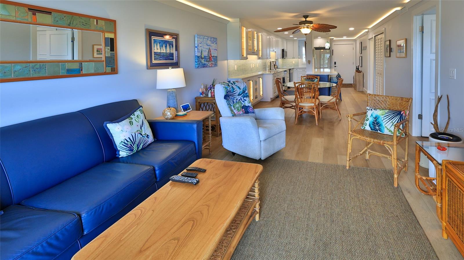 CAPTAINS QUARTERS - Residential