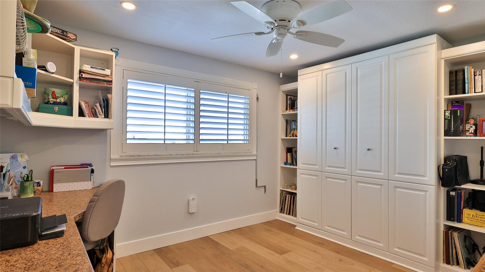 CAPTAINS QUARTERS - Residential