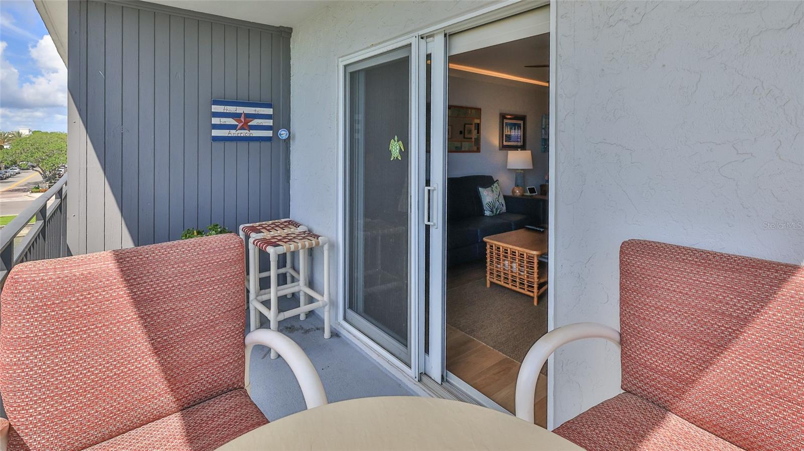 CAPTAINS QUARTERS - Residential