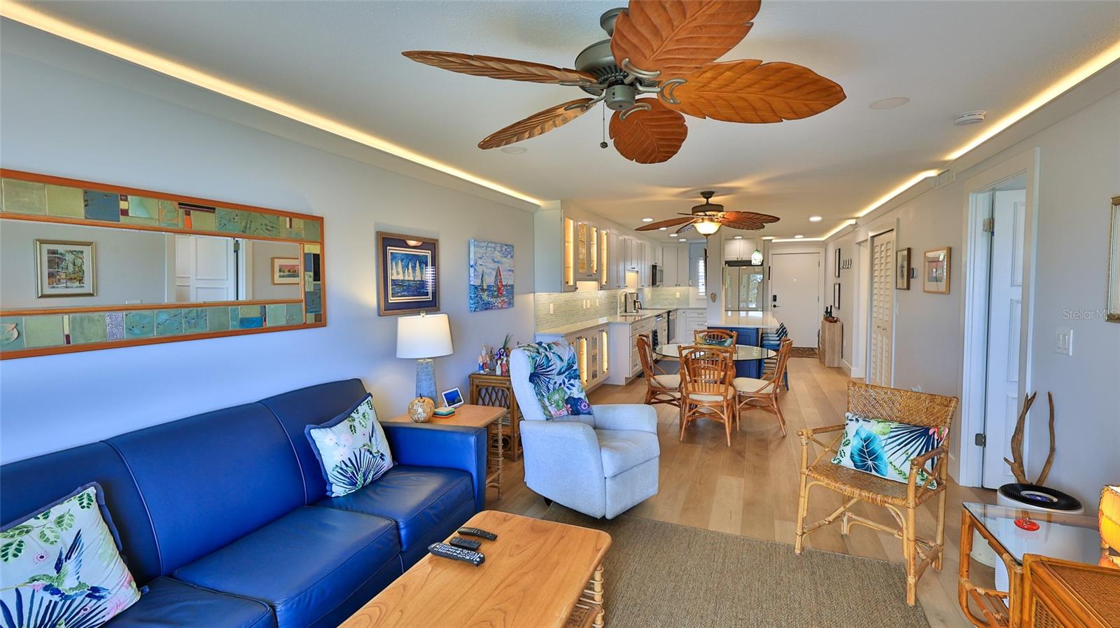 CAPTAINS QUARTERS - Residential