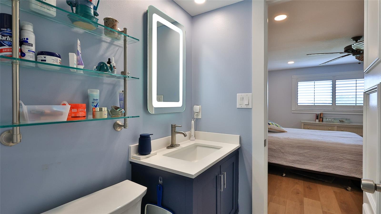CAPTAINS QUARTERS - Residential