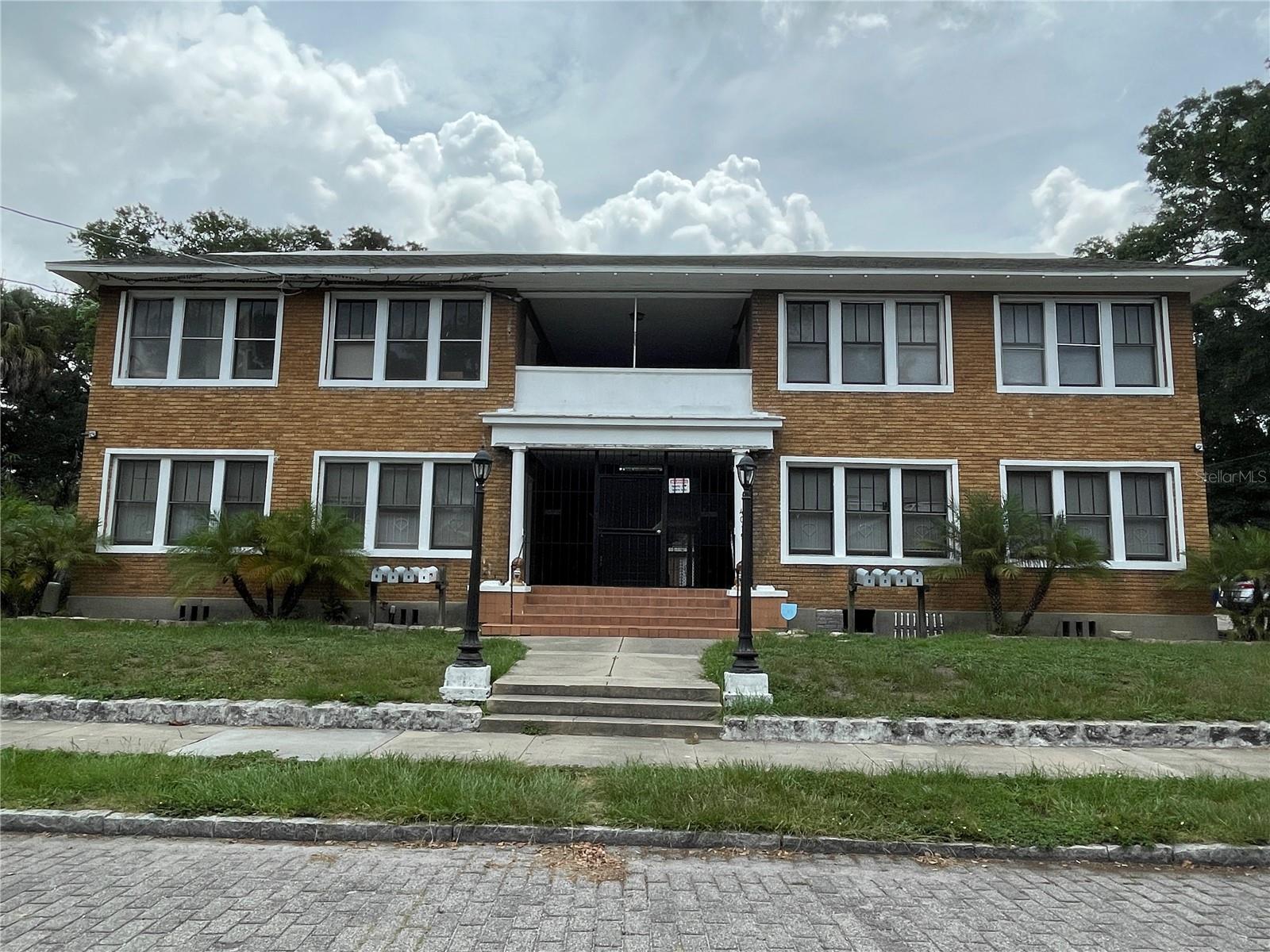 MOVE IN SPECIAL!! **Ask about our move in special for approved applicants** Come look at this rustic and large apartment in Seminole Heights! Large living room with a decorative fireplace for beautiful aesthetics. 2 bedrooms and a kitchen with plenty of counter space! There is a laundry room on site with coin-operated machines. Off-street parking with a covered spot available for additional charge. Outdoor area to bring your pets! Apartment in close proximity to all amenities! Application required with minimum qualifications apply. Application Required. Minimum Qualifications include verifiable monthly gross income of at least 3x the amount of monthly rent, 600 or better credit score, no evictions or landlord tenant collections, and stable rental history. $150/lease admin fee collected on move-in.