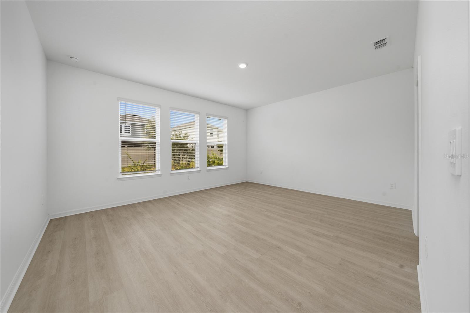 WATERS AT CENTER LAKE RANCH PH 1A - Residential