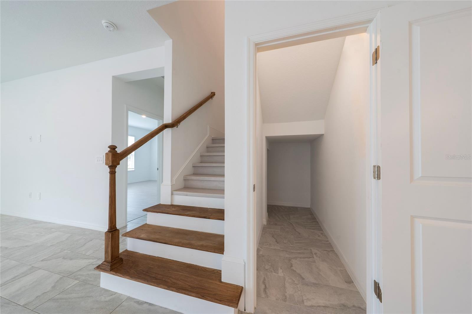 WATERS AT CENTER LAKE RANCH PH 1A - Residential