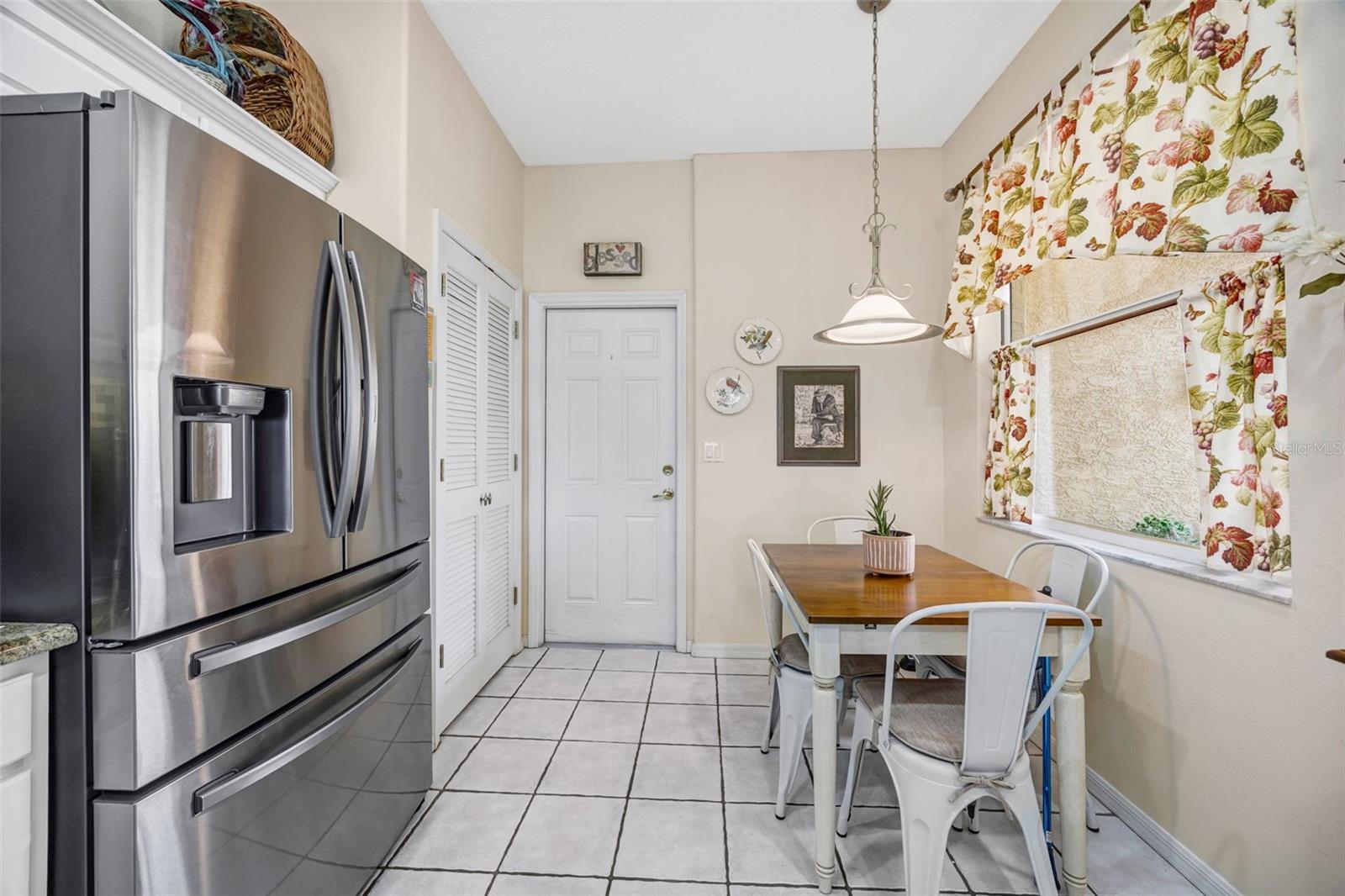 GROVES PH 01A - Residential