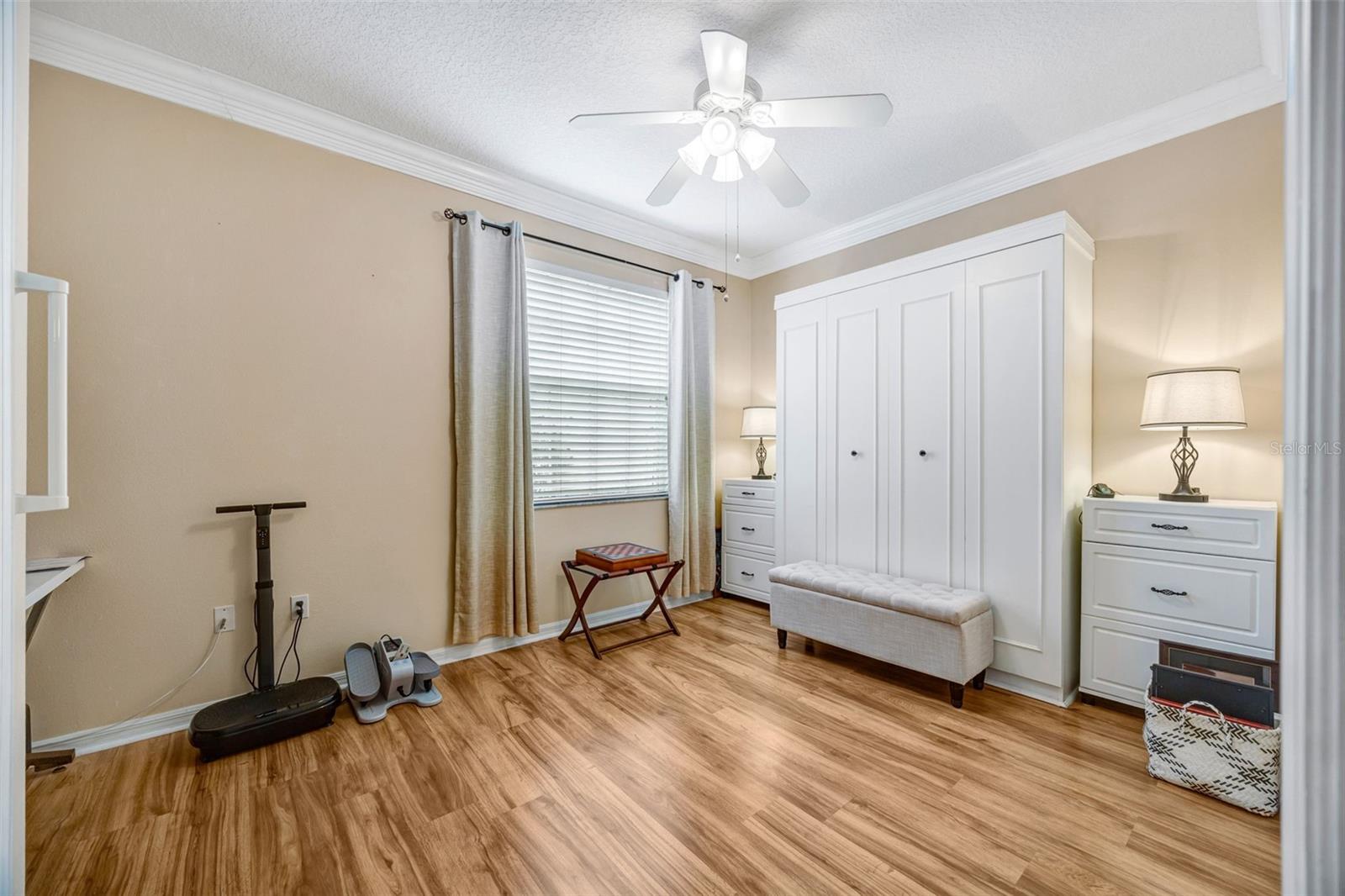 GROVES PH 01A - Residential