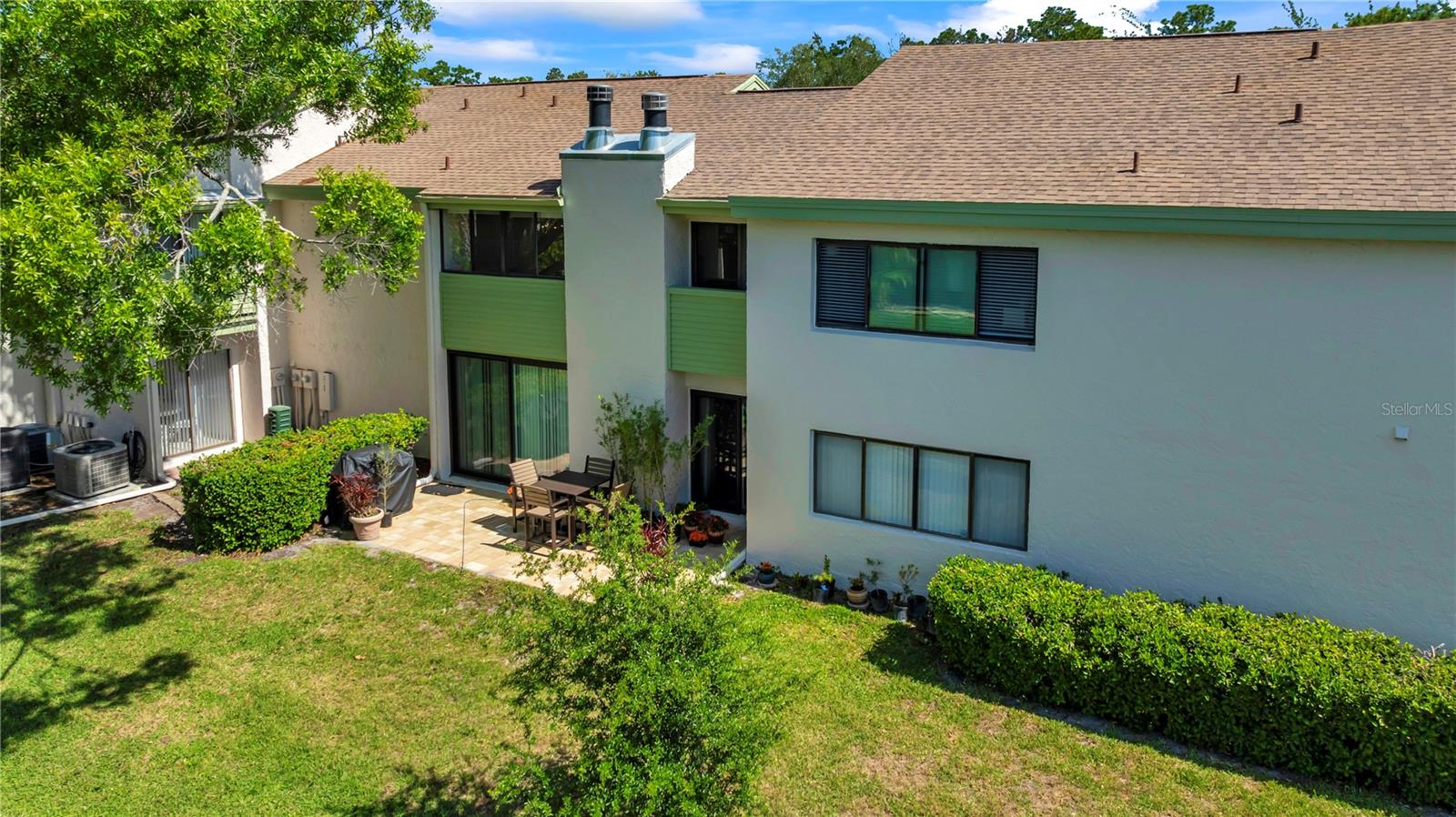 CARROLLWOOD VILLAGE PINE LAKE - Residential Lease