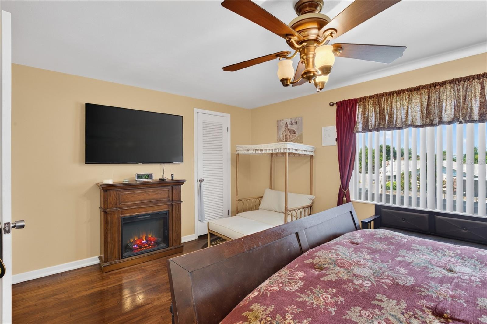 HILLS/LK ELBERT - Residential