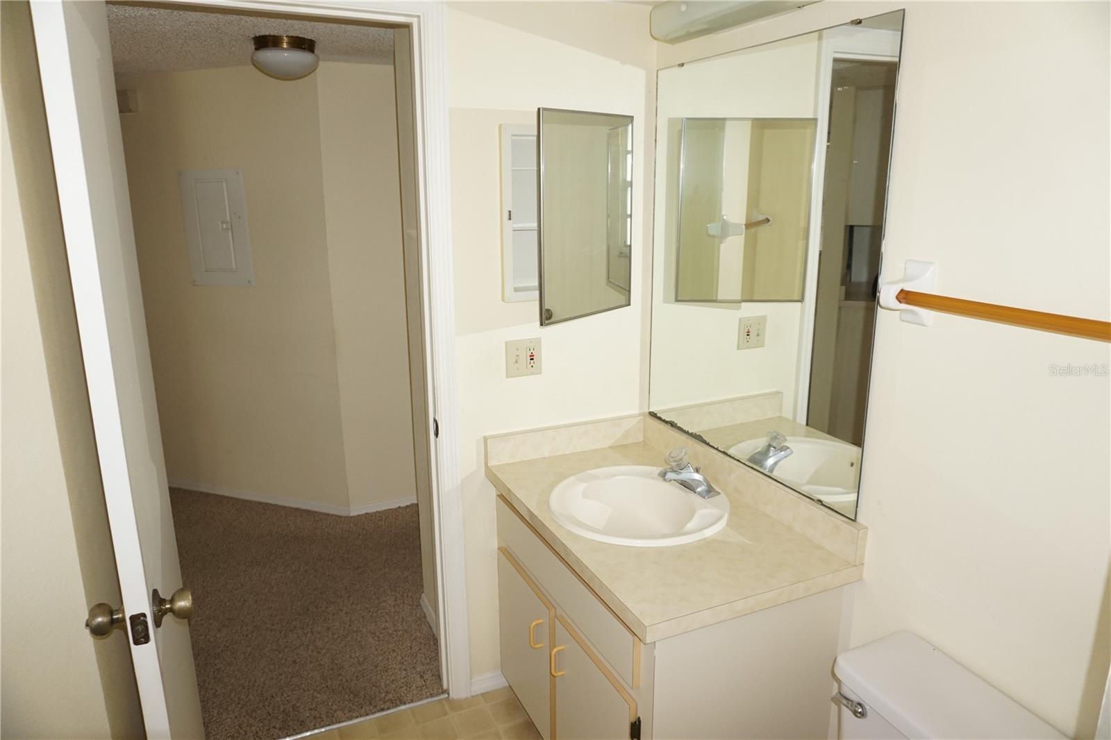 DERBY DOWNS CONDO - Residential
