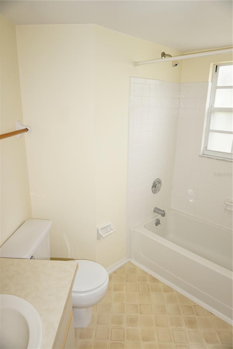 DERBY DOWNS CONDO - Residential