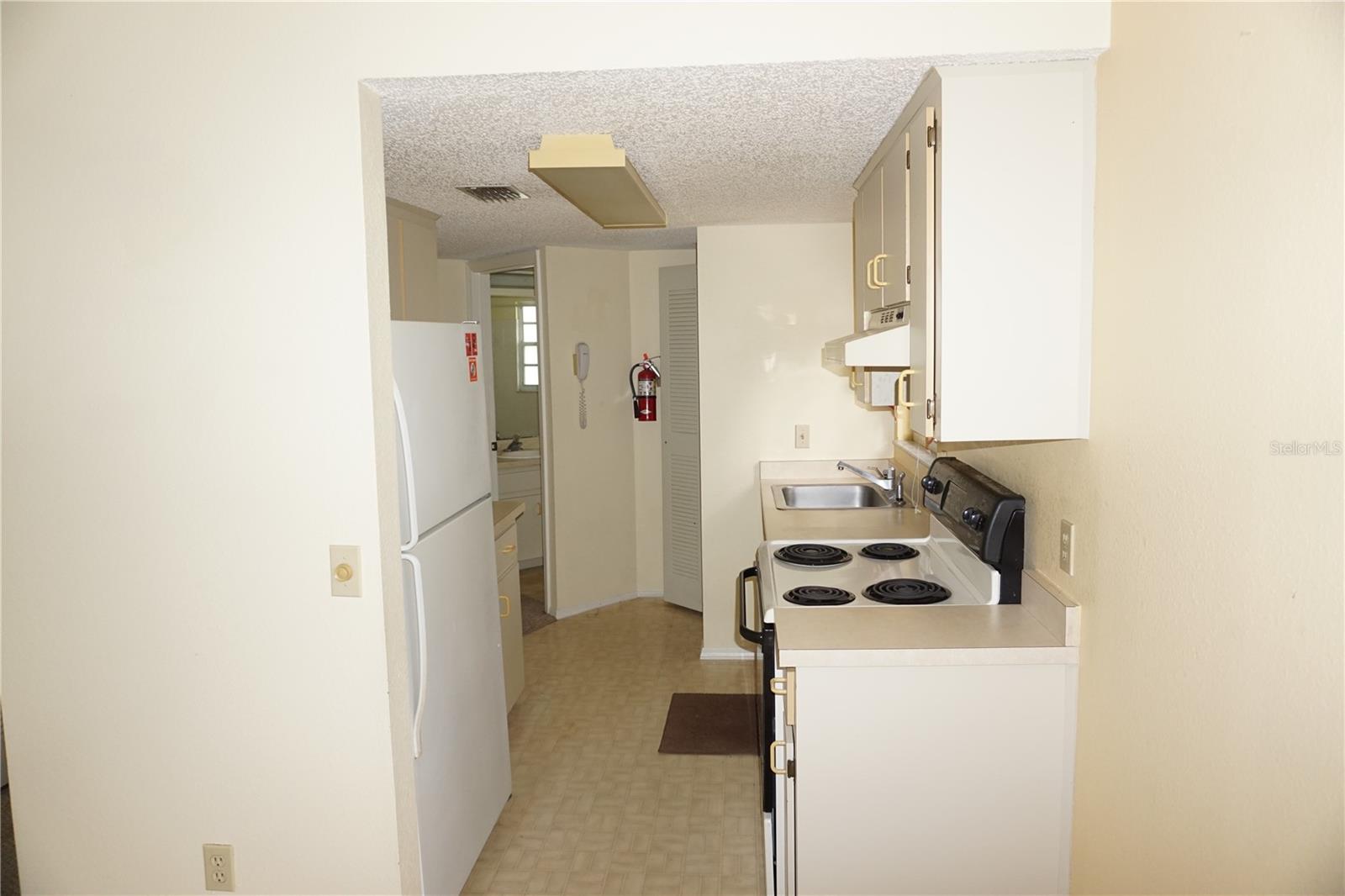DERBY DOWNS CONDO - Residential