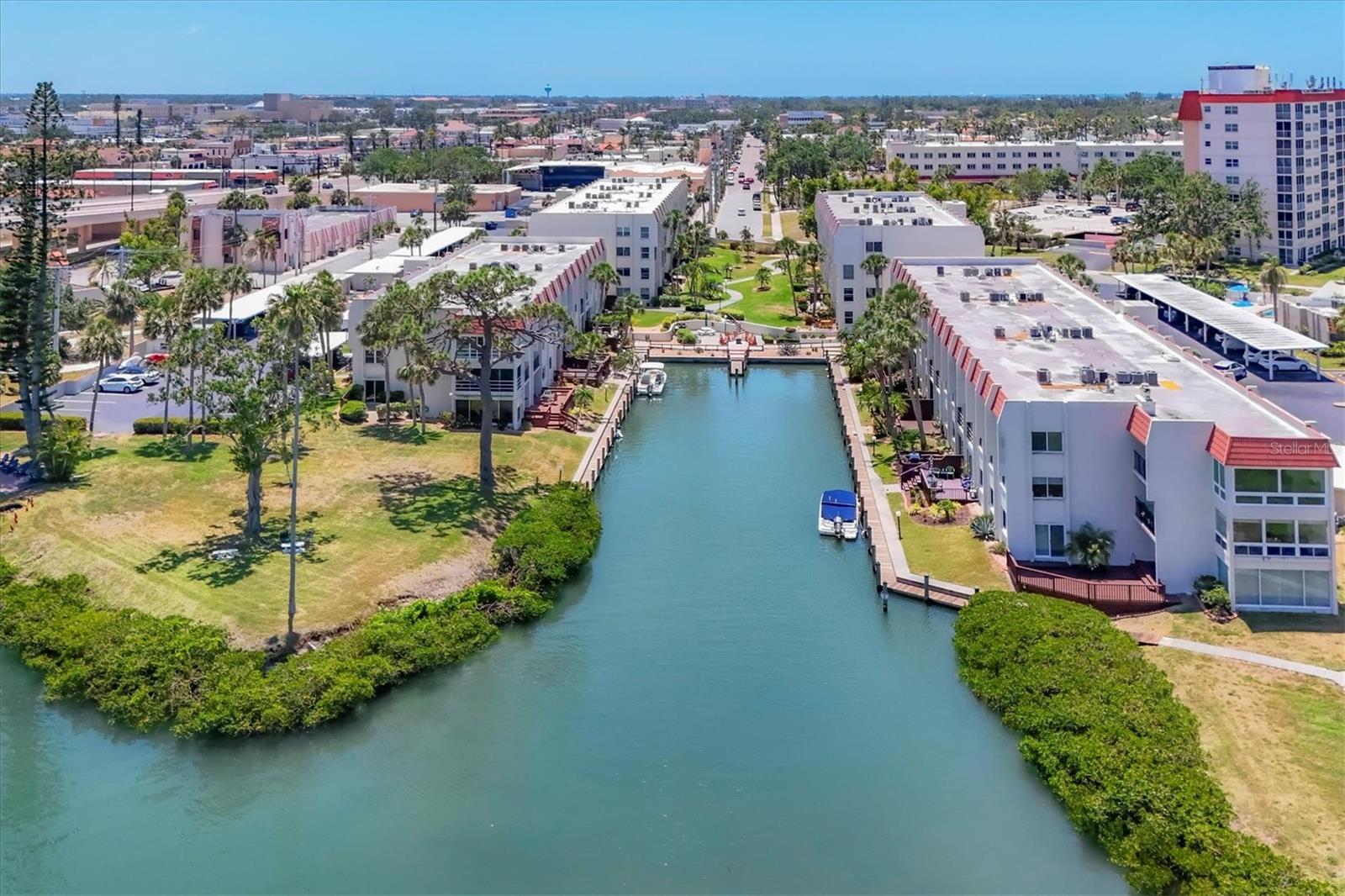 BELLA COSTA II - Residential