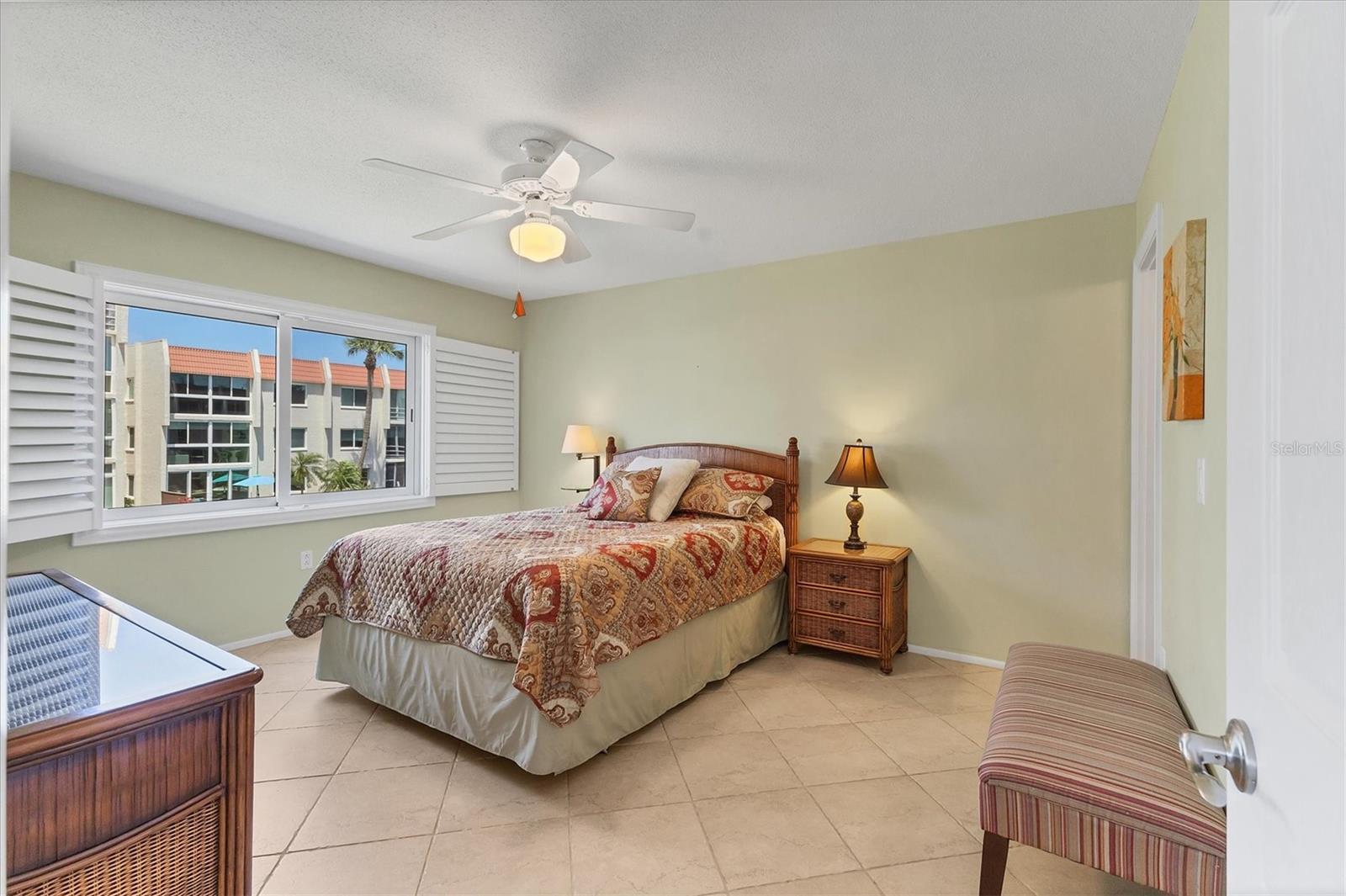 BELLA COSTA II - Residential