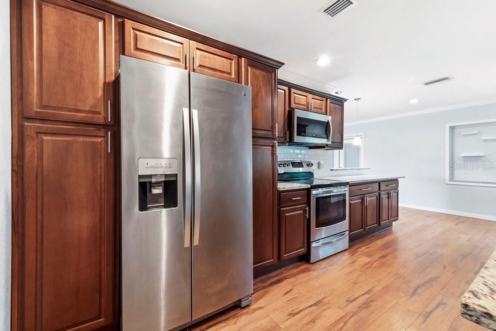 MEADOW LAWN 14TH ADD - Residential