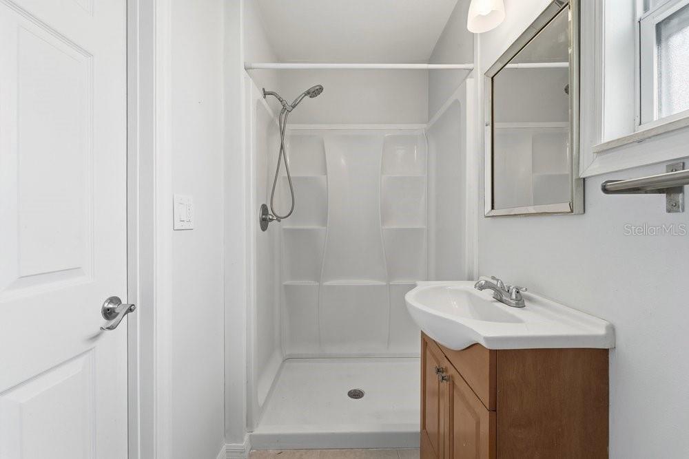 MEADOW LAWN 14TH ADD - Residential