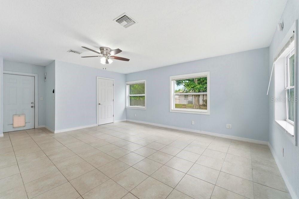 MEADOW LAWN 14TH ADD - Residential