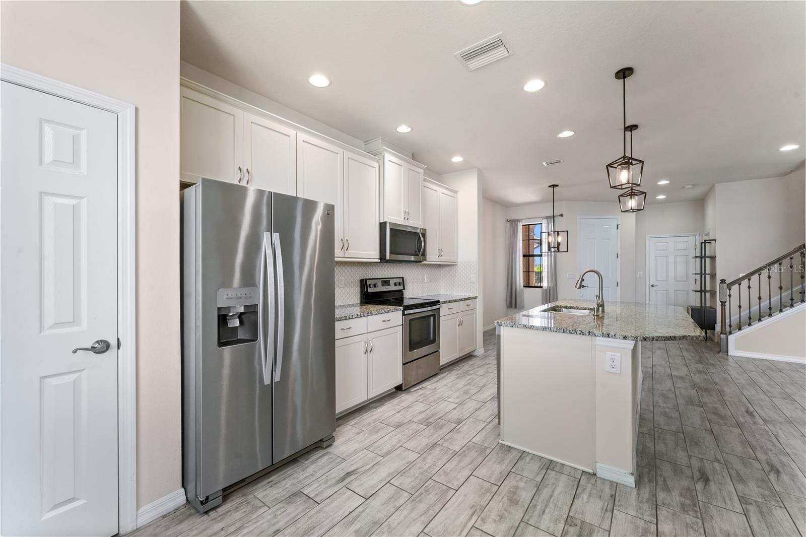 MAPLE GLEN/SEVEN OAKS - Residential