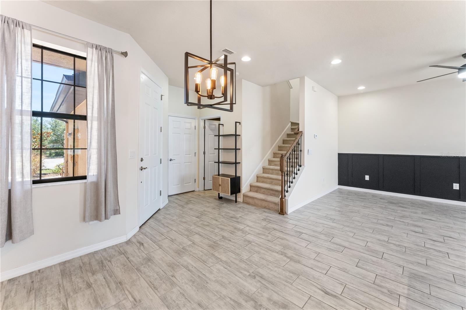 MAPLE GLEN/SEVEN OAKS - Residential