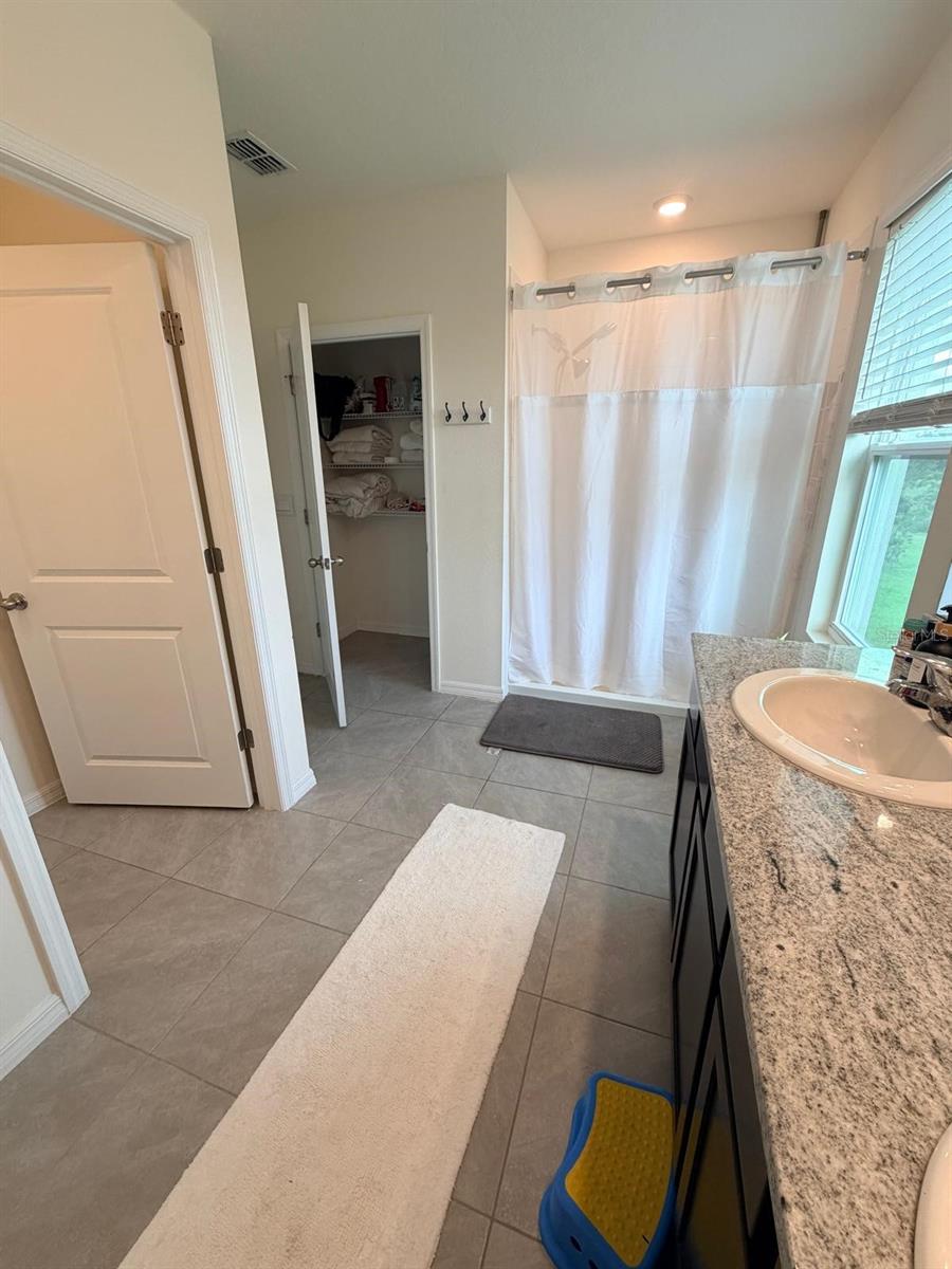 TWO RIVERS - Residential