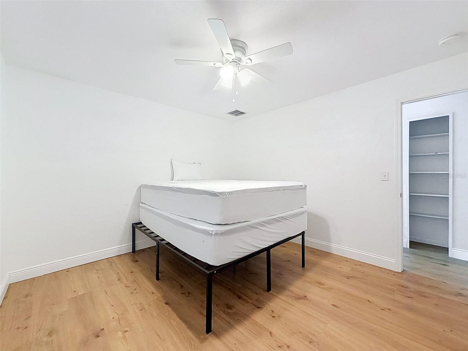 MACFARLANE PARK BLOCKS 11 THRU - Residential Lease