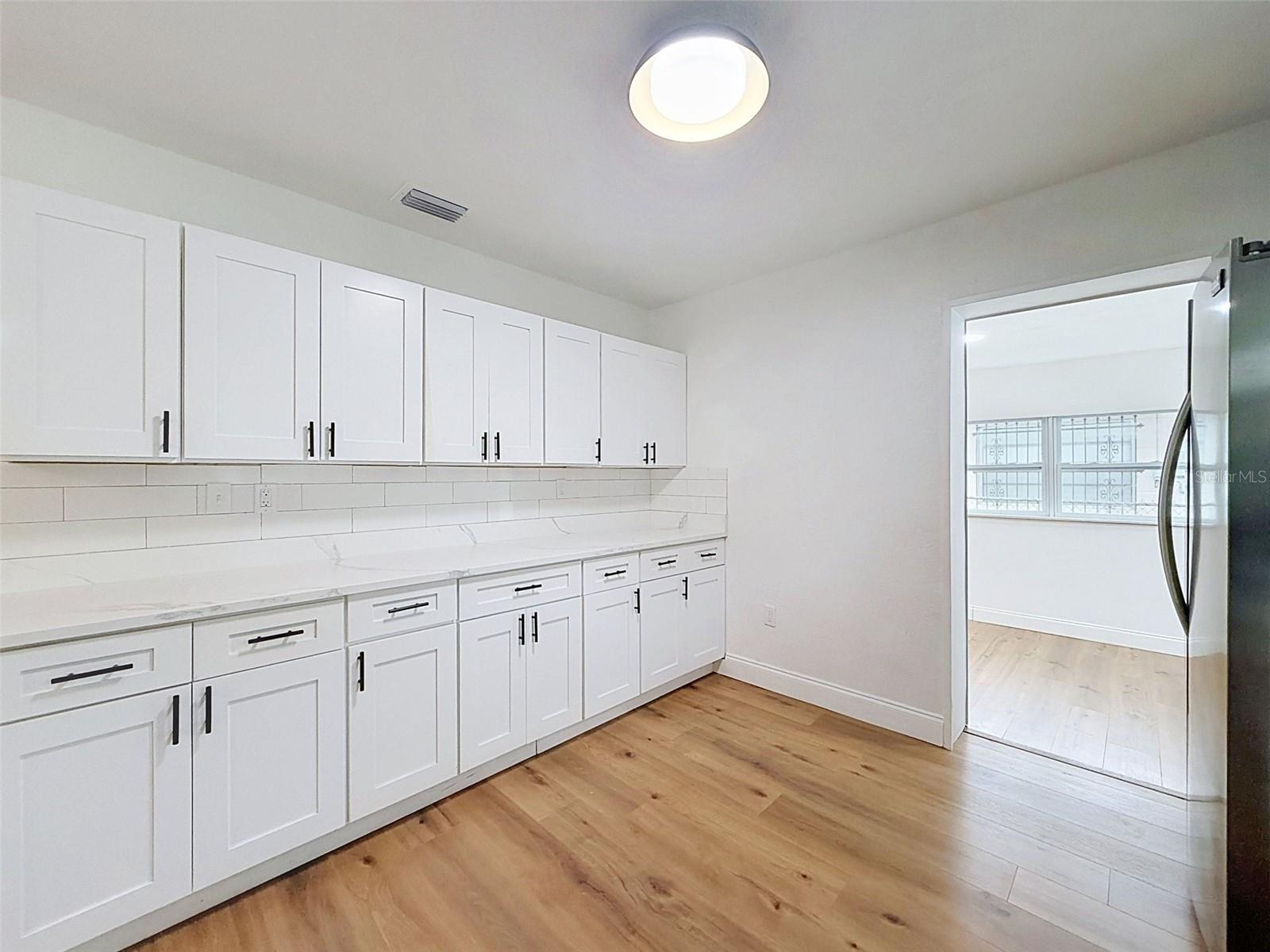 MACFARLANE PARK BLOCKS 11 THRU - Residential Lease