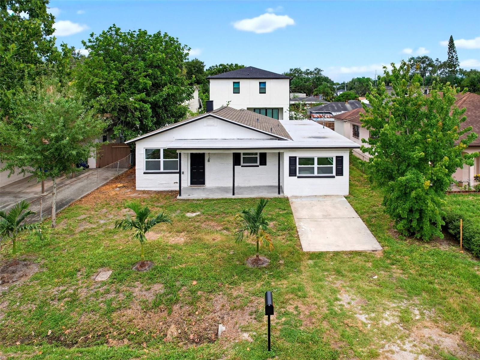 MACFARLANE PARK BLOCKS 11 THRU - Residential Lease