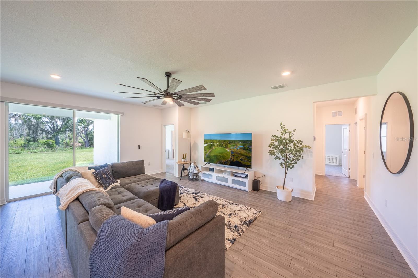 NORTH PARK ISLE PH 1A - Residential
