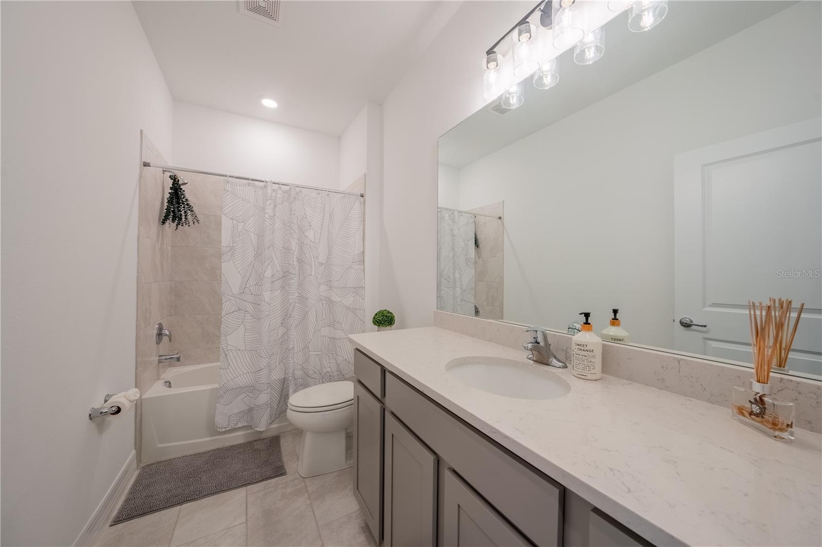 NORTH PARK ISLE PH 1A - Residential