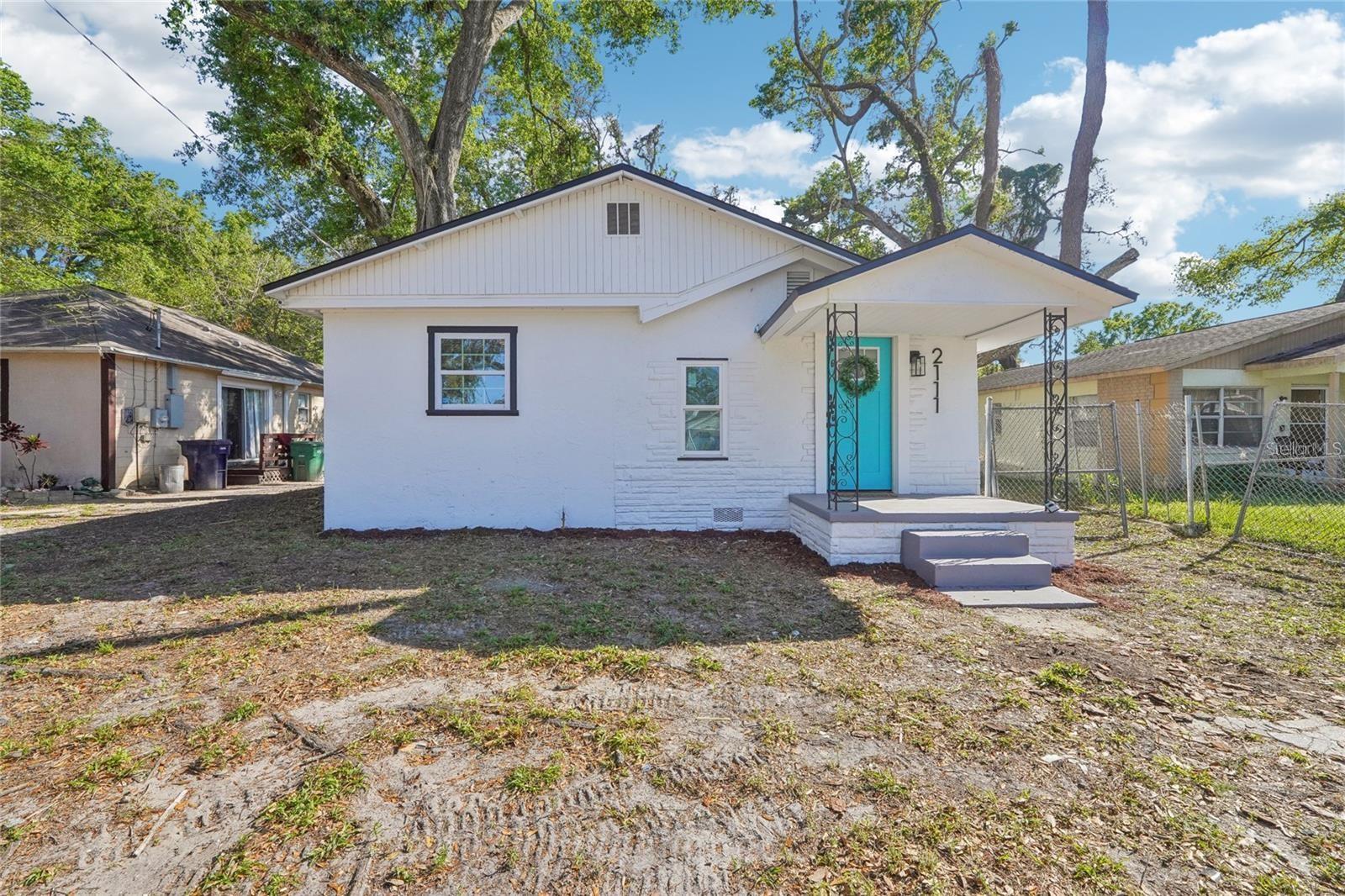Beautifully updated 2-bedroom, 1.5-bath home located in the heart of Tampa! This thoughtfully refreshed property offers major updates, including a new roof and new AC, providing comfort, efficiency, and peace of mind for the next owner.
Inside, you’ll find a functional layout with spacious bedrooms and comfortable living areas designed to maximize space and everyday convenience. Whether you’re a first-time homebuyer, downsizing, or looking for a strong investment opportunity, this home is a great option.
Conveniently located just minutes from Downtown Tampa, Armature Works, shopping, dining, entertainment, outdoor activities, and major highways, this property puts you close to everything.
Don’t miss your opportunity to own this Tampa gem. Schedule your private showing today!